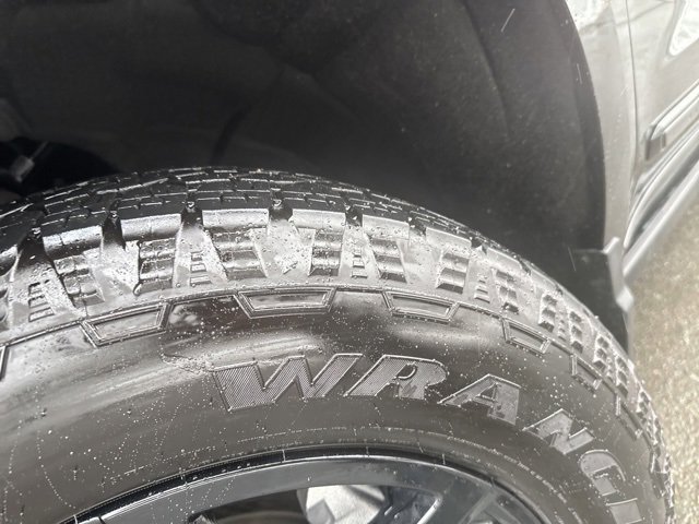 Used 2025 Chevrolet Silverado 1500 High Country w/ Midnight Edition image 14