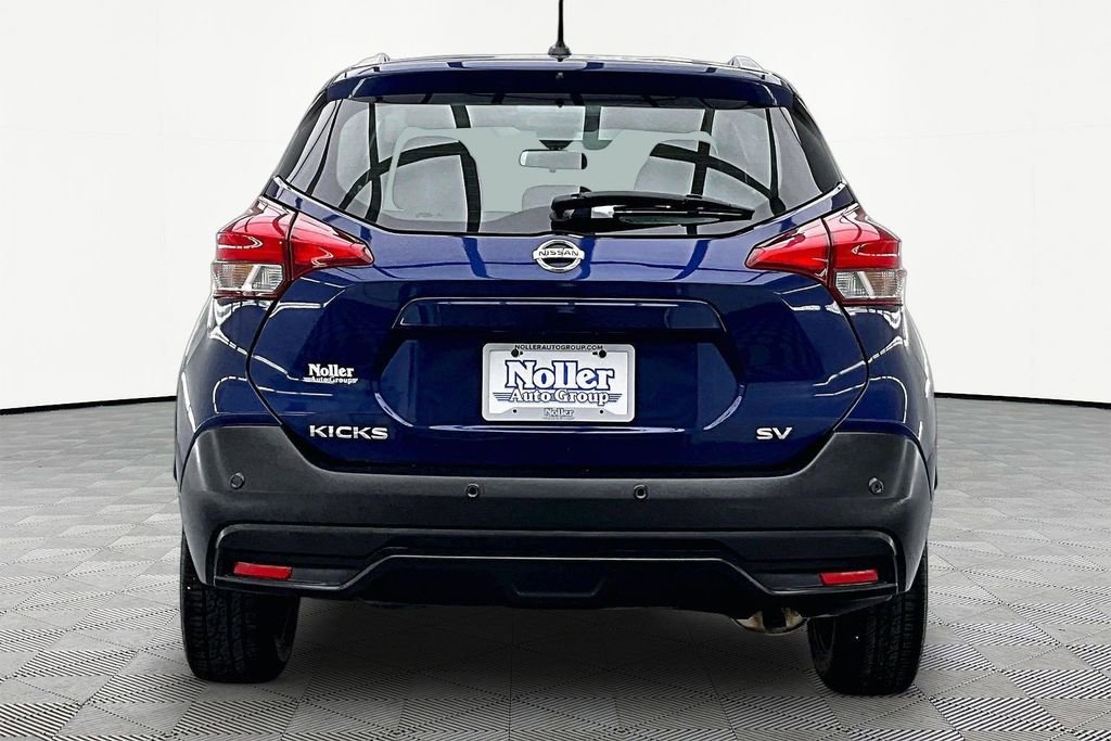 Used 2020 Nissan Kicks SV FWD image 4