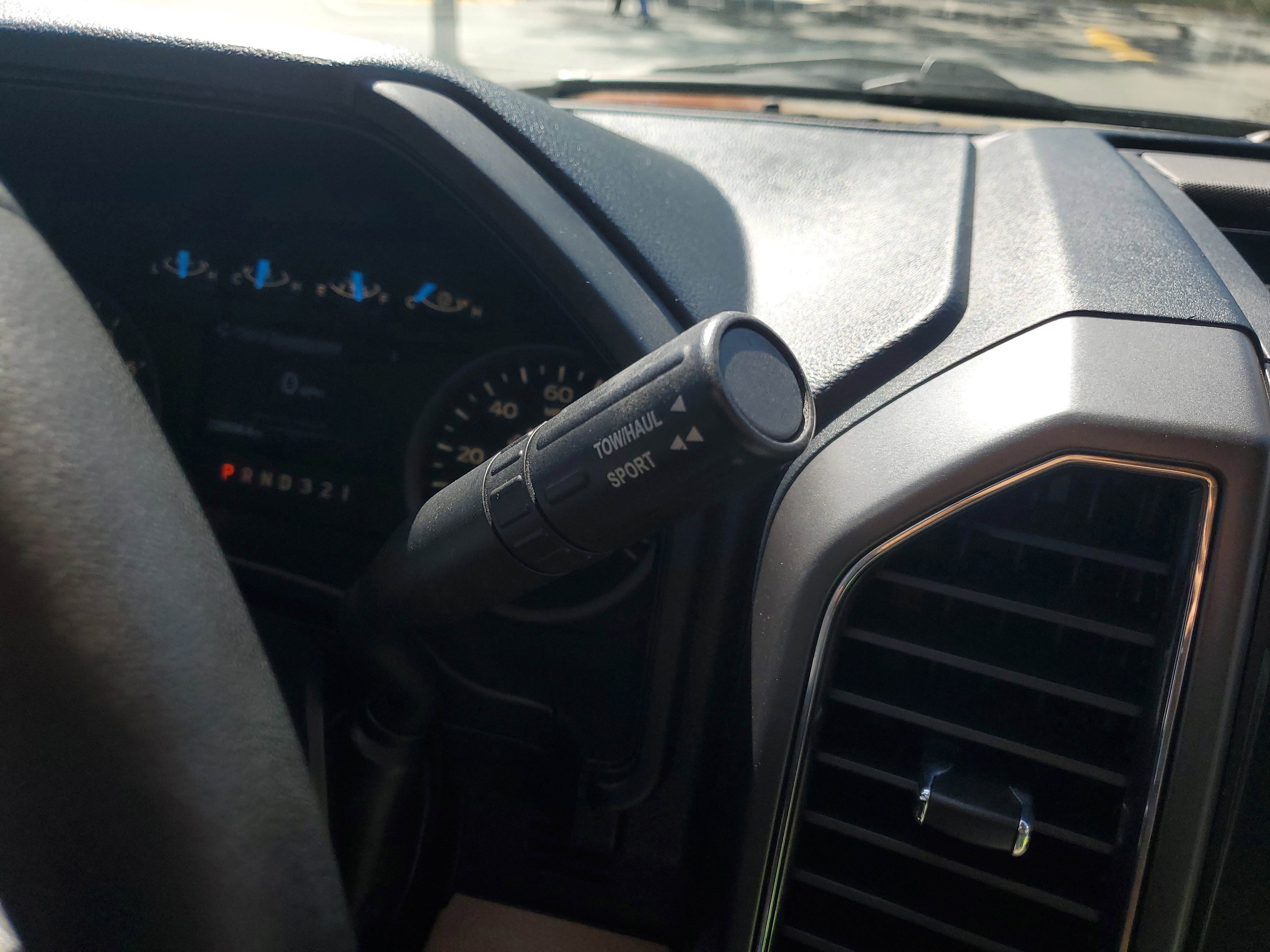 Certified 2017 Ford F150 XLT w/ Equipment Group 301A Mid image 21