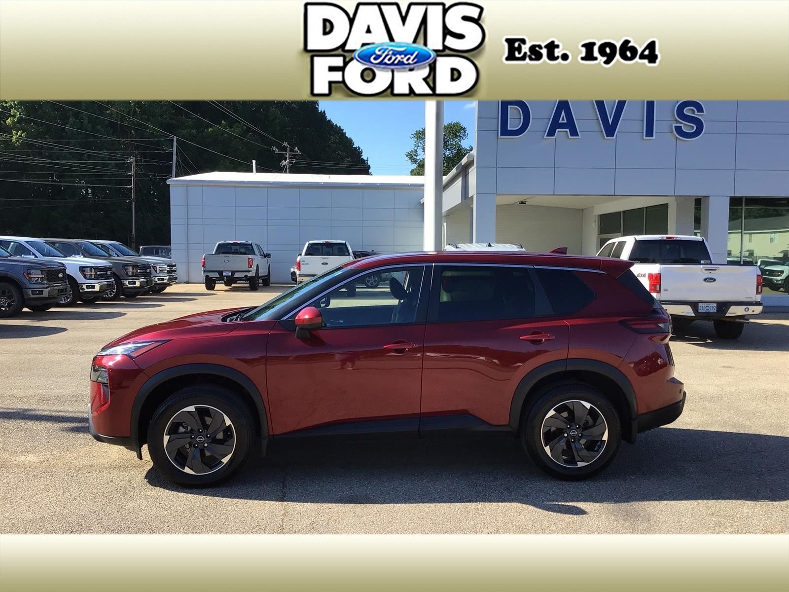 Used 2024 Nissan Rogue SV FWD image 4