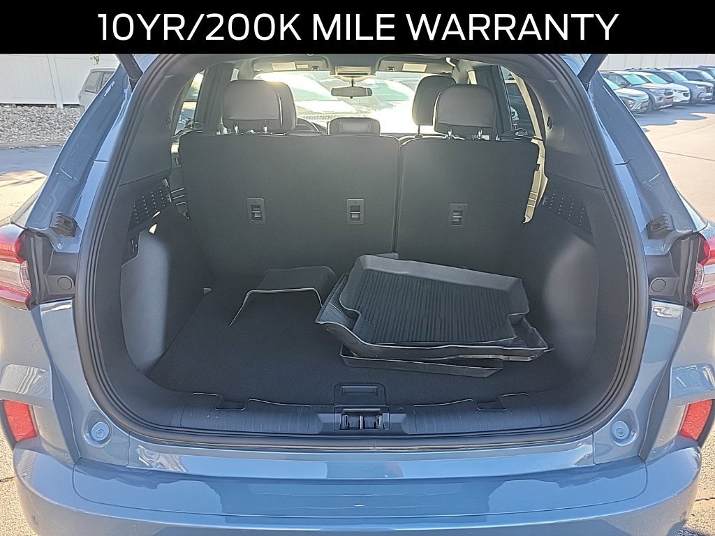 Certified 2024 Ford Escape ST-Line w/ Tech Pack #1 AWD/4WD image 6