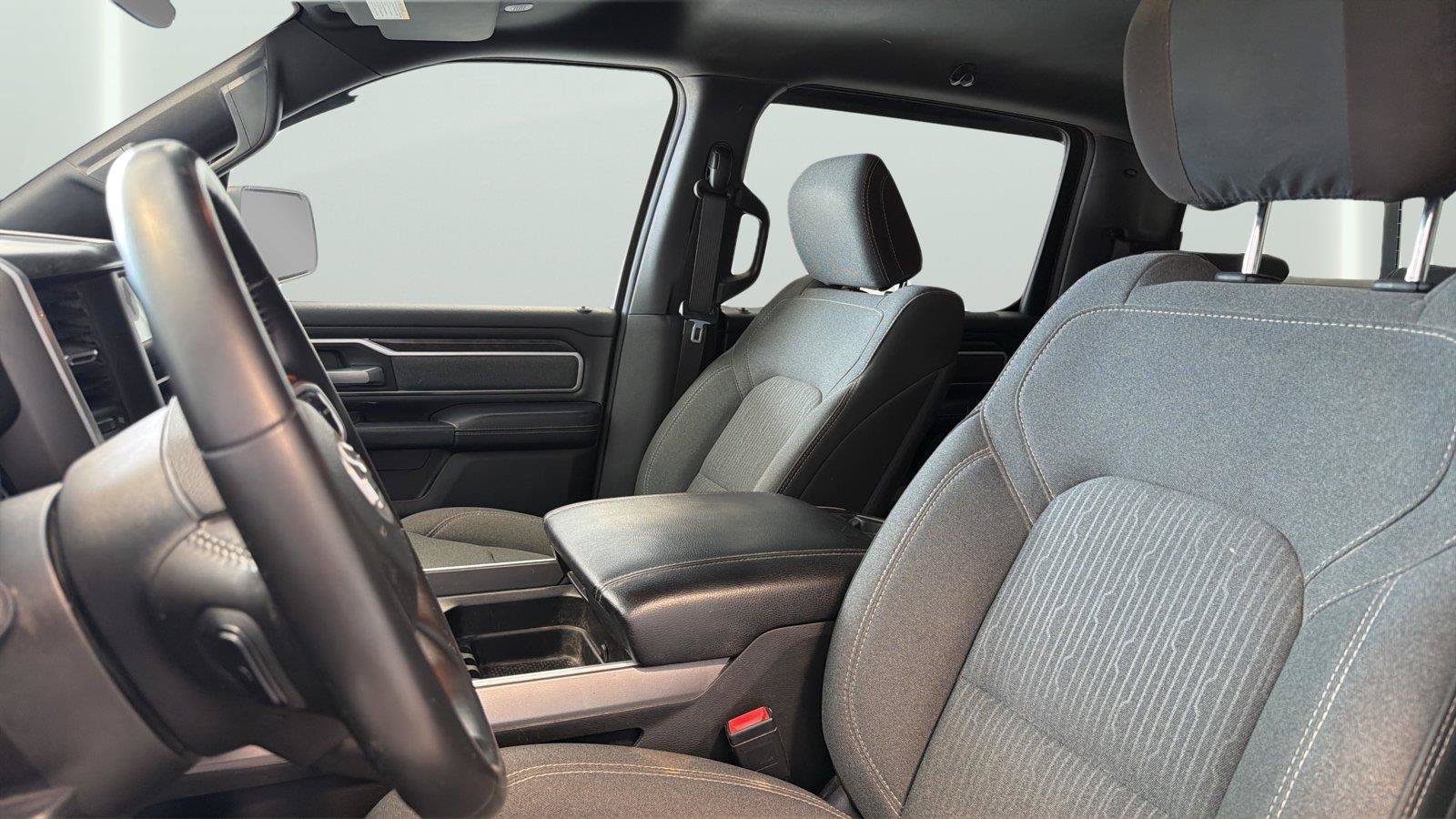 Used 2021 RAM 1500 Big Horn AWD/4WD image 10