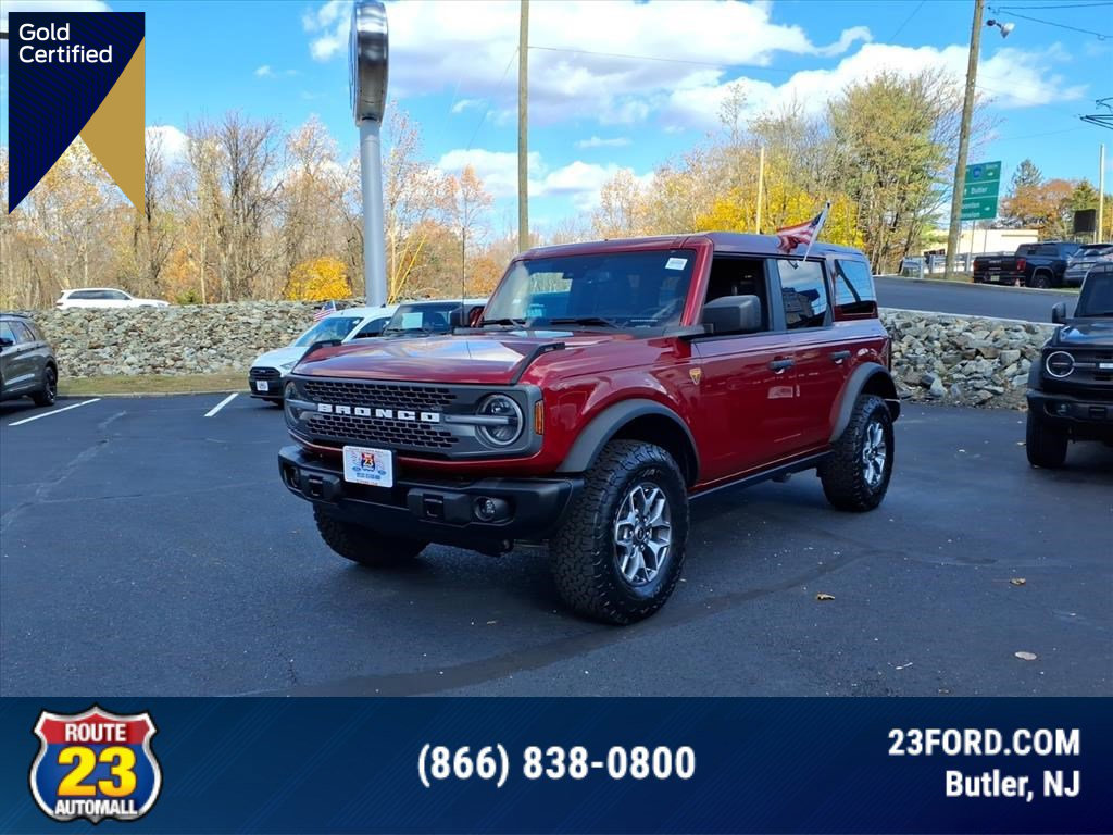 Certified 2025 Ford Bronco Badlands AWD/4WD image 1