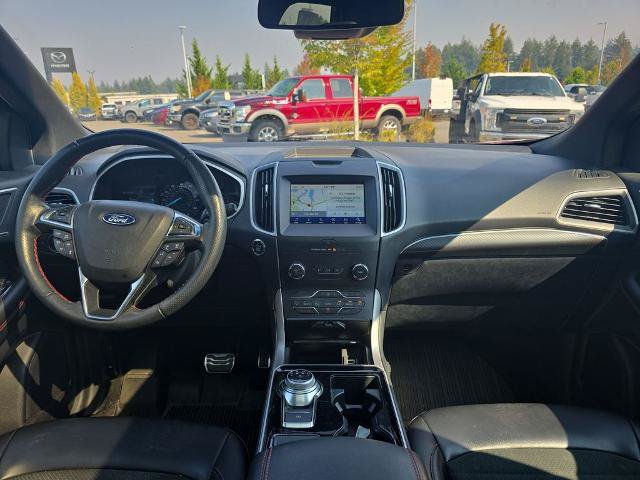 Certified 2020 Ford Edge ST-Line w/ Cold Weather Package AWD/4WD image 6