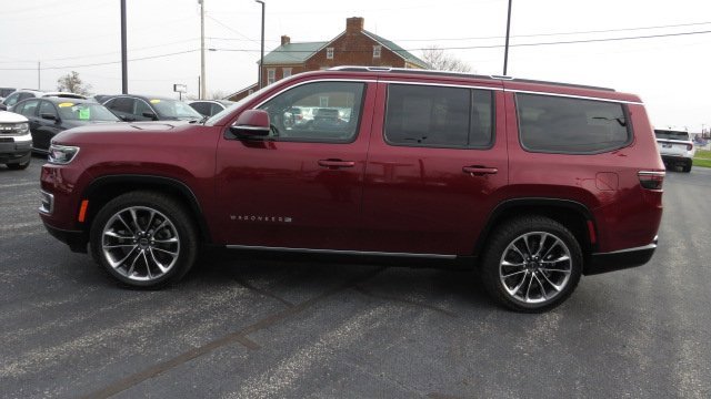 Used 2022 Jeep Wagoneer Series III w/ Premium Group I image 13