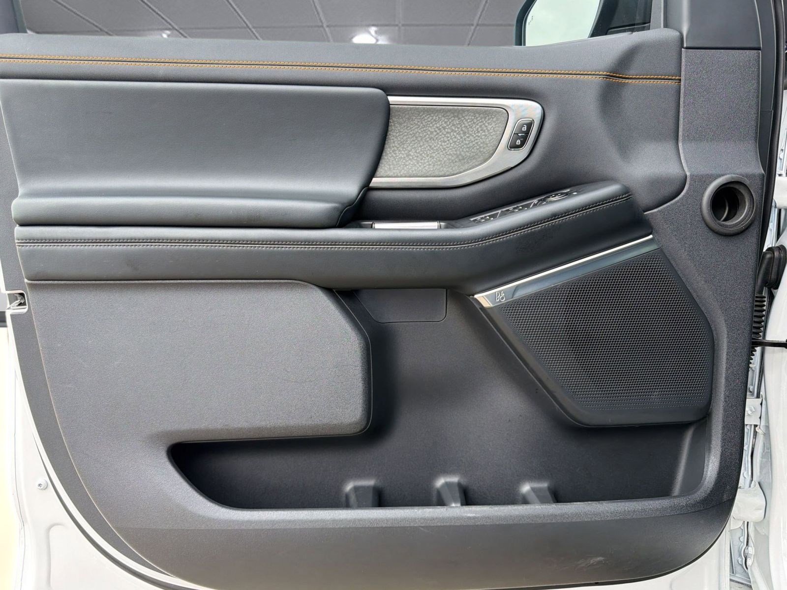 Certified 2025 Ford Expedition Tremor AWD/4WD image 12