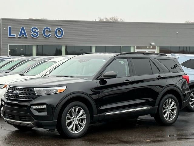 Certified 2023 Ford Explorer XLT w/ Equipment Group 202A