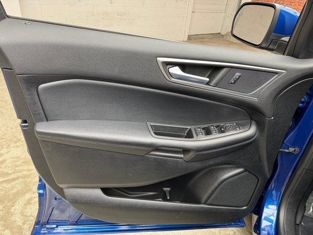 Certified 2022 Ford Edge SEL w/ Convenience Package image 11