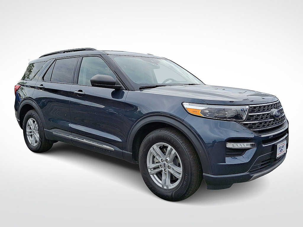 Certified 2023 Ford Explorer XLT w/ Equipment Group 202A