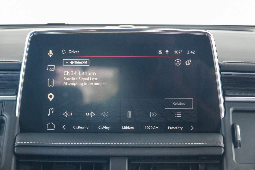 Used 2023 GMC Yukon SLT w/ SLT Luxury Package AWD/4WD image 15