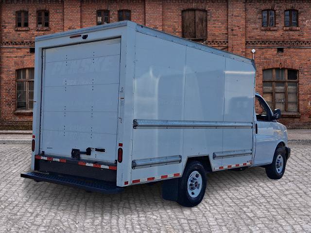 Used 2021 GMC Savana 3500 w/ Power Convenience Package RWD image 4