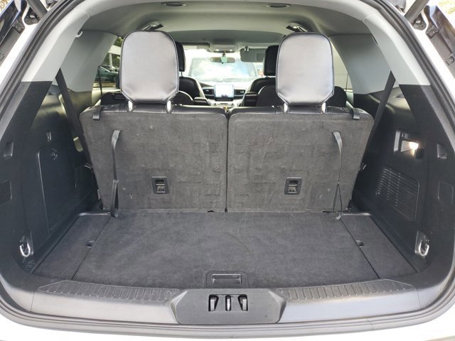 Certified 2023 Ford Explorer XLT w/ Equipment Group 202A image 7