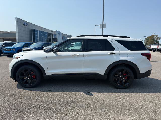 Certified 2024 Ford Explorer ST w/ Equipment Group 401A AWD/4WD image 8
