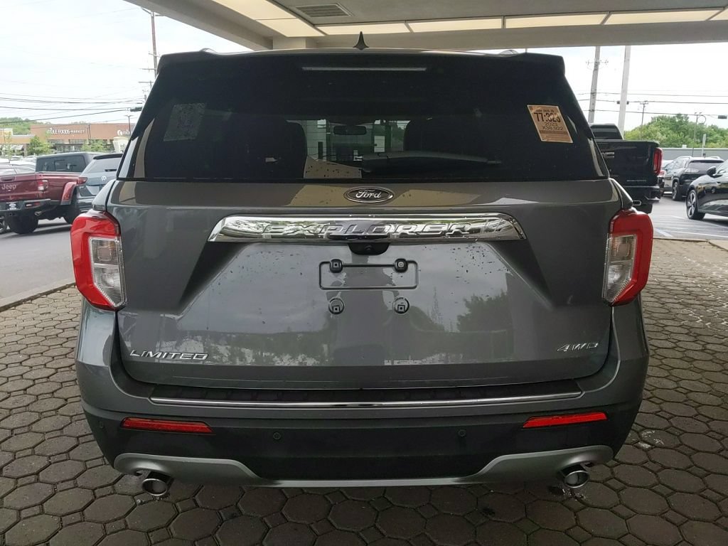 Certified 2023 Ford Explorer Limited w/ Equipment Group 301A AWD/4WD image 7