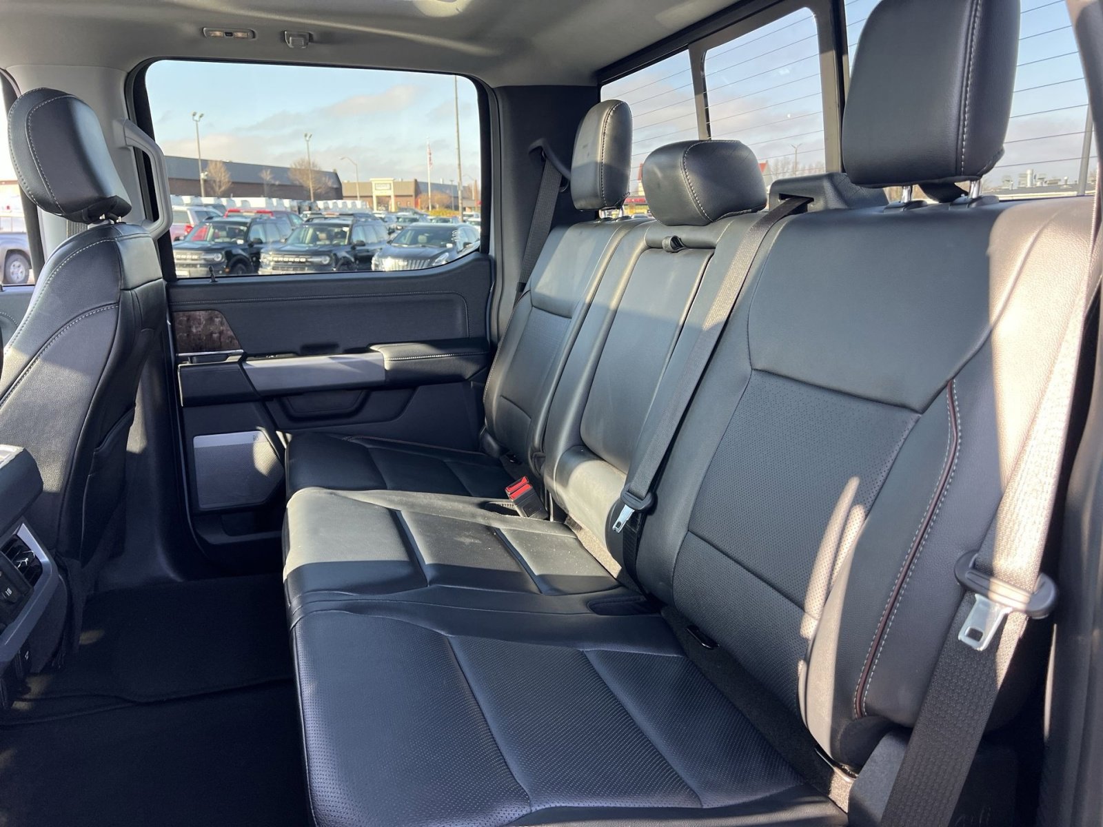 Certified 2024 Ford F250 Lariat w/ Lariat Ultimate Package image 25