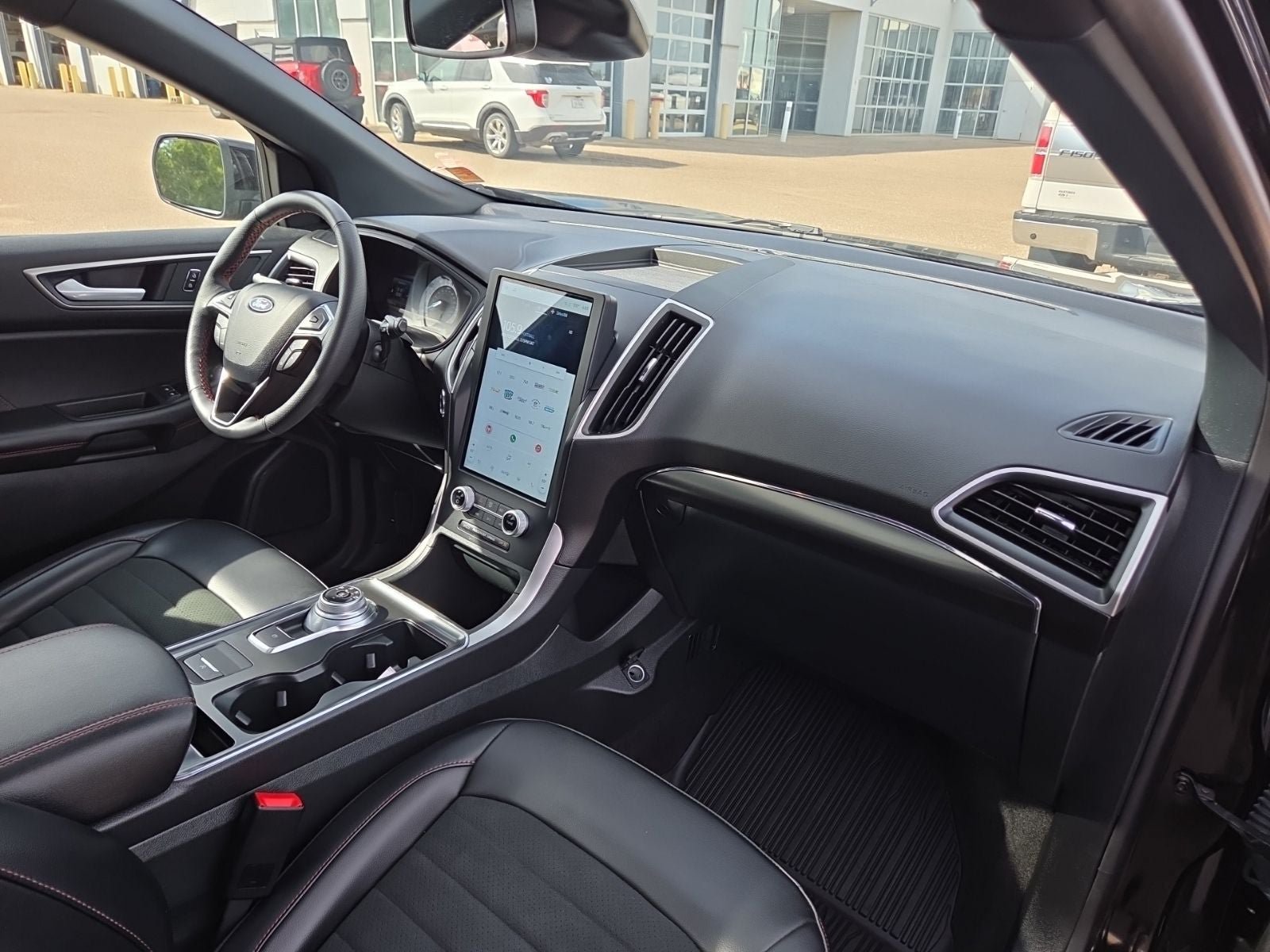 Certified 2024 Ford Edge ST-Line AWD/4WD image 37