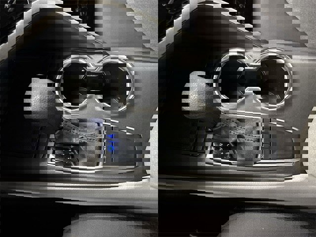 Used 2024 Toyota Camry LE image 10