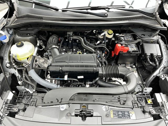 Certified 2025 Ford Escape ST-Line AWD/4WD image 25