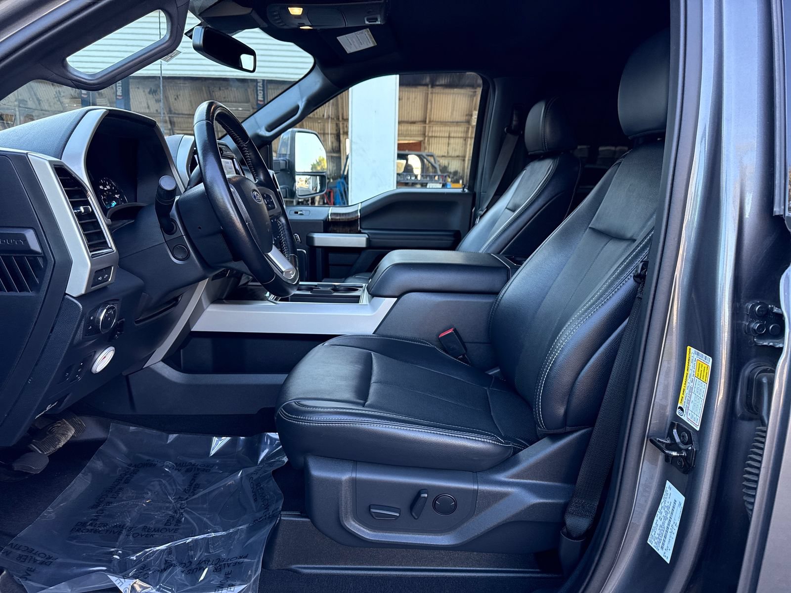 Certified 2022 Ford F250 Lariat w/ Lariat Ultimate Package AWD/4WD image 9