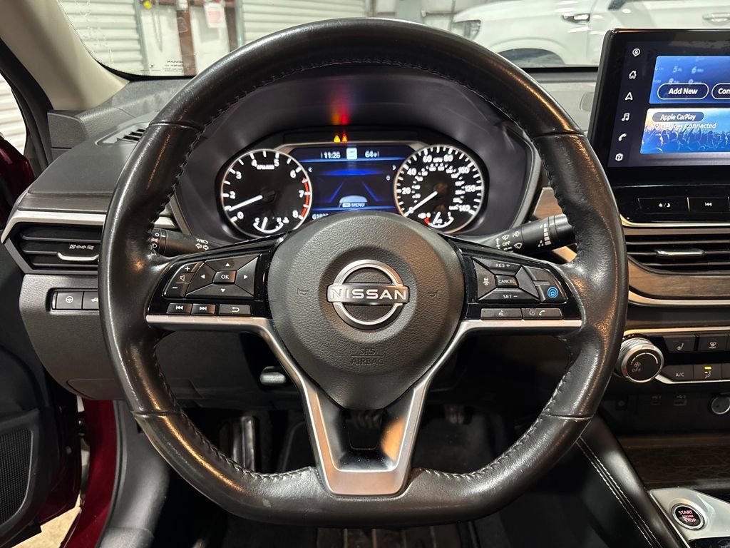 Used 2023 Nissan Altima 2.5 SV w/ SV Premium Package image 10