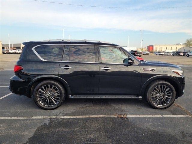 Used 2021 INFINITI QX80 Premium Select w/ Cargo Package image 2