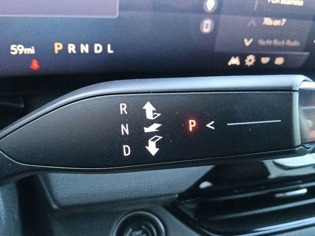 Used 2025 Buick Enclave Sport Touring FWD image 26