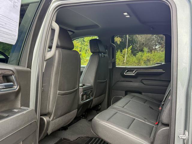 Used 2023 Chevrolet Silverado 1500 LTZ w/ Technology Package AWD/4WD image 18