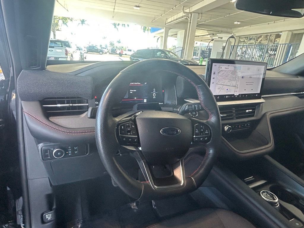 Certified 2025 Ford Explorer ST-Line image 33