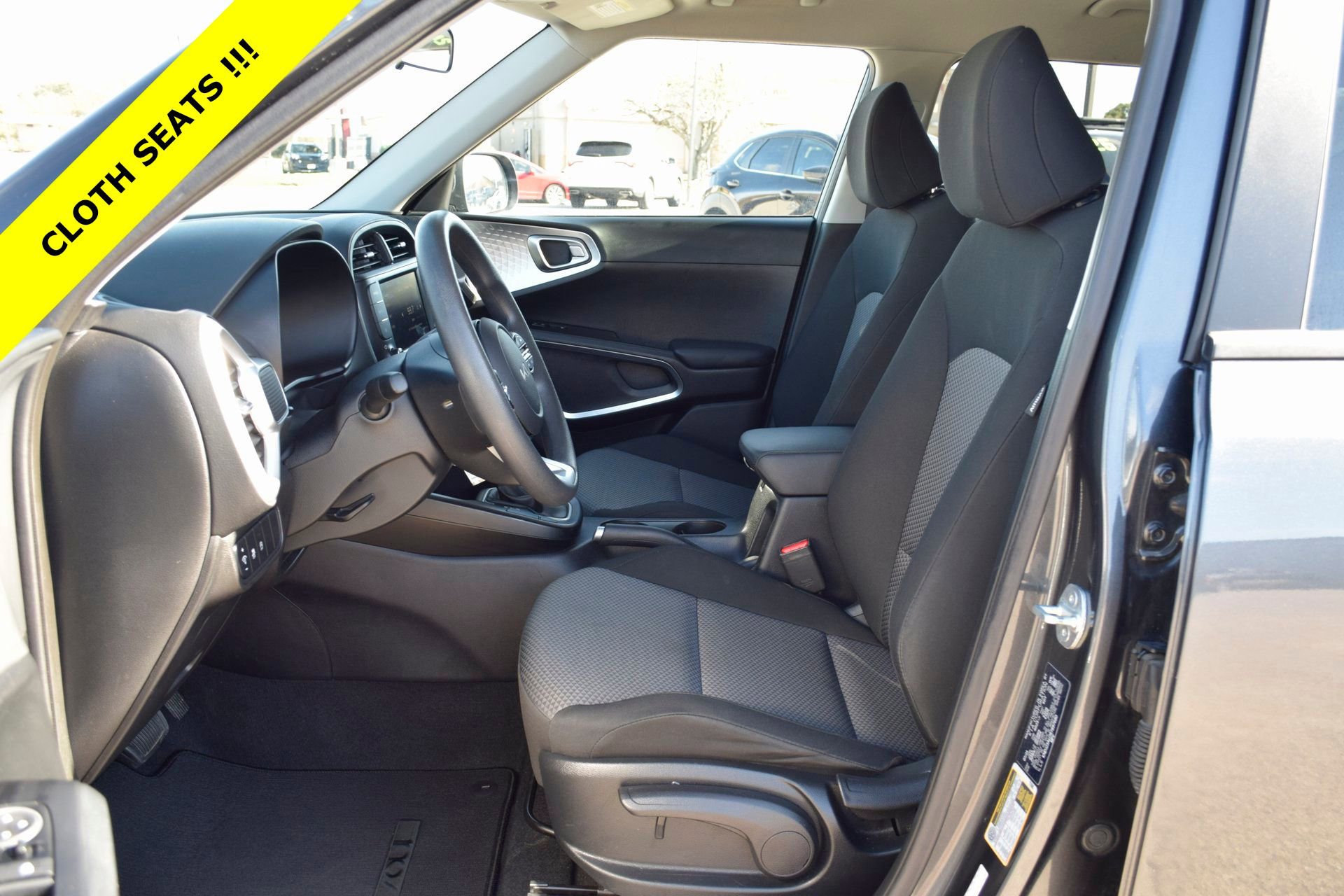 Used 2024 Kia Soul LX w/ Option Group 015 image 3