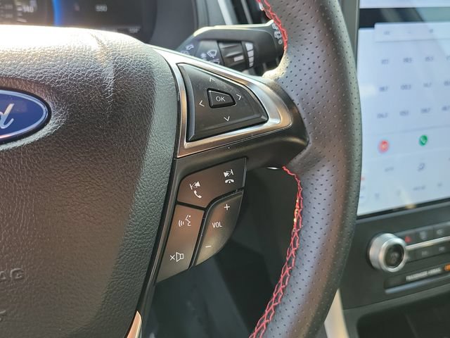 Certified 2024 Ford Edge ST-Line AWD/4WD image 17