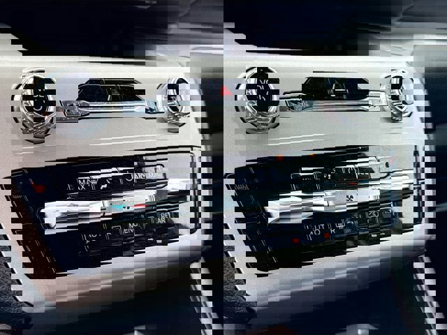 Certified 2022 Ford Explorer XLT image 14