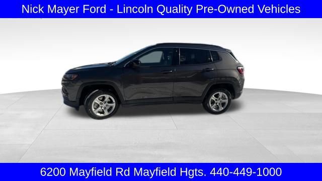 Used 2024 Jeep Compass Latitude w/ Convenience Group image 4