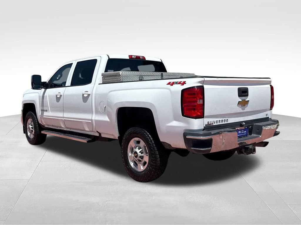 Used 2018 Chevrolet Silverado 2500 LT AWD/4WD image 6