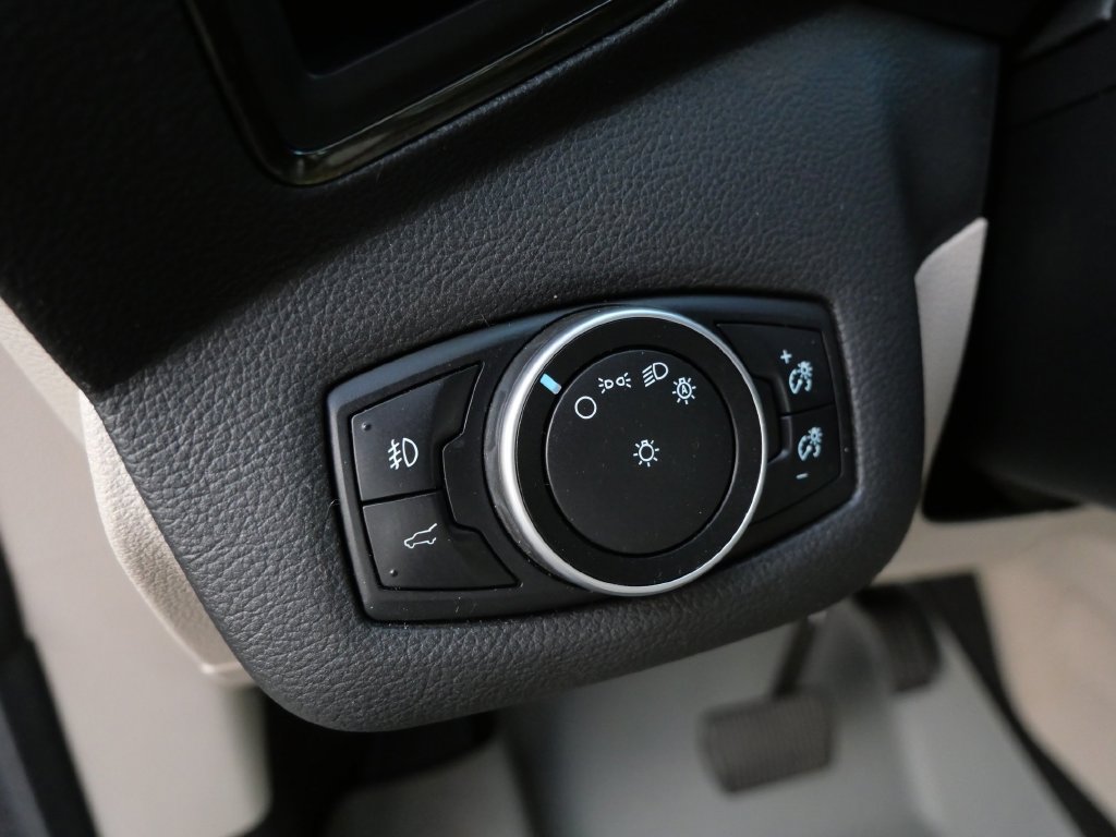 Certified 2017 Ford Escape Titanium AWD/4WD image 15