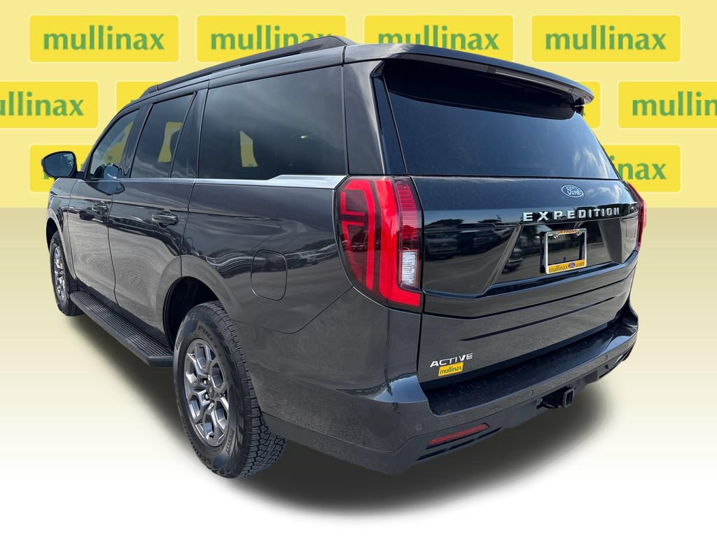 Certified 2025 Ford Expedition Active RWD image 9