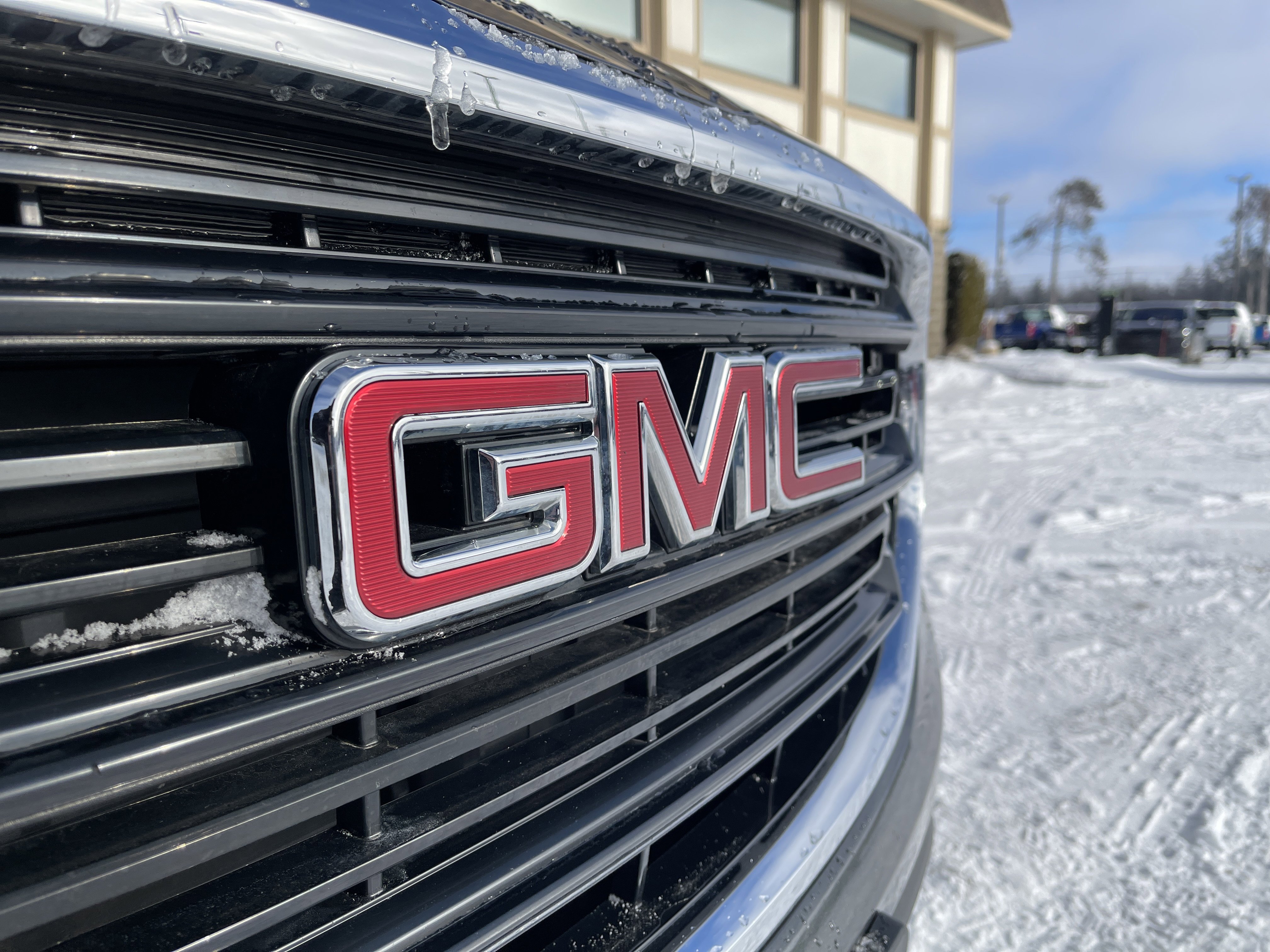 Used 2020 GMC Terrain SLE w/ Driver Convenience Package image 25