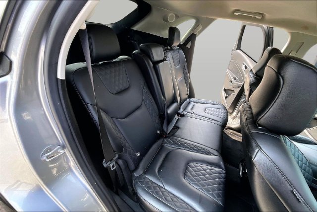 Certified 2024 Ford Edge Titanium AWD/4WD image 29