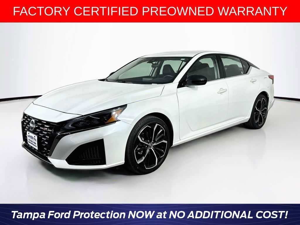 Used 2024 Nissan Altima 2.5 SR