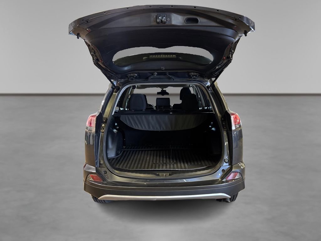 Used 2018 Toyota RAV4 XLE w/ Plus Extra Value Package image 13