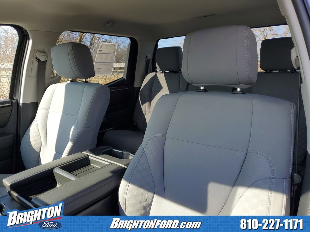 Used 2022 Toyota Tundra SR5 AWD/4WD image 9