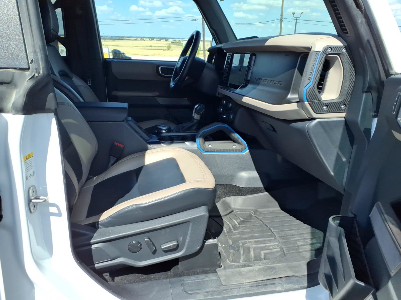 Certified 2023 Ford Bronco Wildtrak AWD/4WD image 15