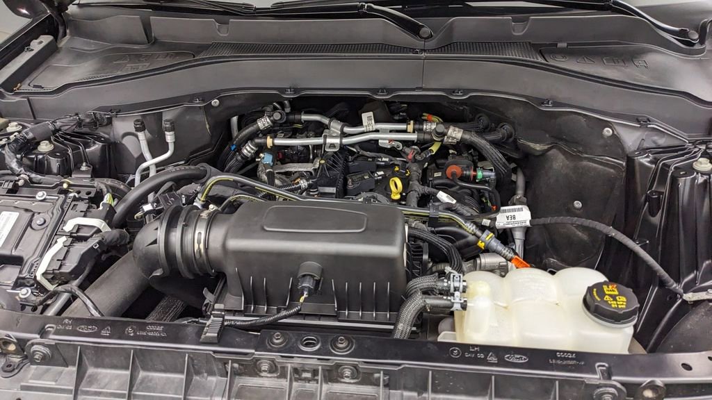 Certified 2022 Ford Explorer XLT w/ Equipment Group 202A image 43