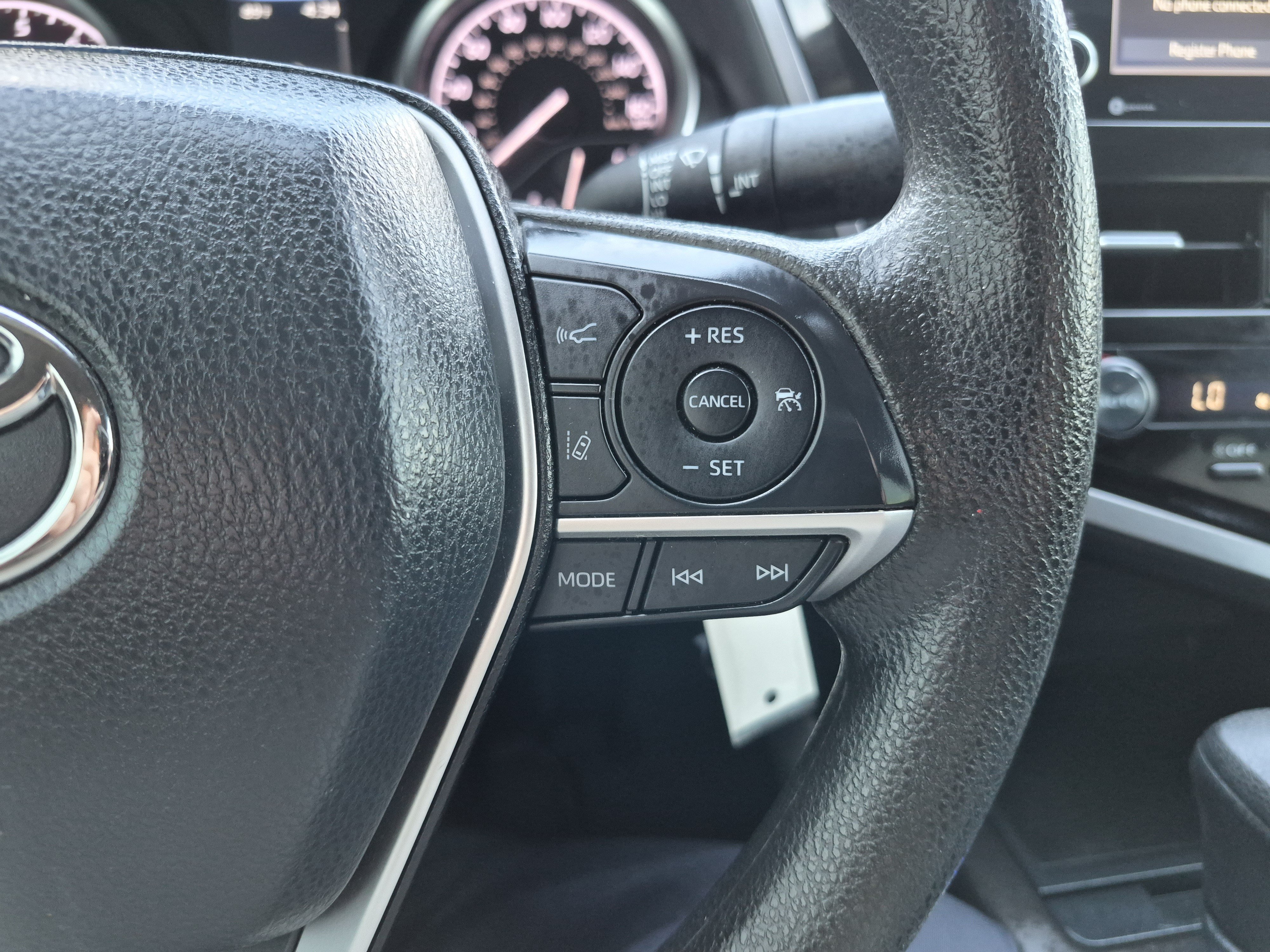 Used 2024 Toyota Camry LE FWD image 23