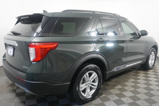 Certified 2024 Ford Explorer XLT w/ Equipment Group 202A AWD/4WD image 3