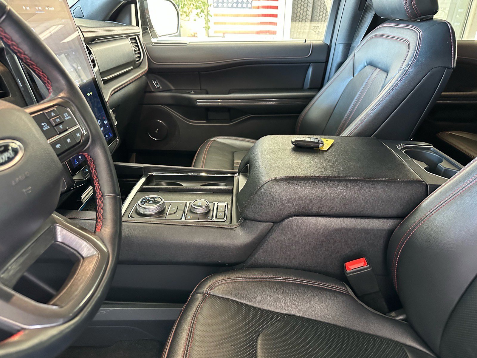 Certified 2023 Ford Expedition Max Limited image 21