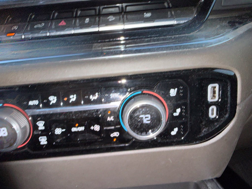 Used 2023 Chevrolet Silverado 1500 LTZ w/ LTZ Premium Package AWD/4WD image 36