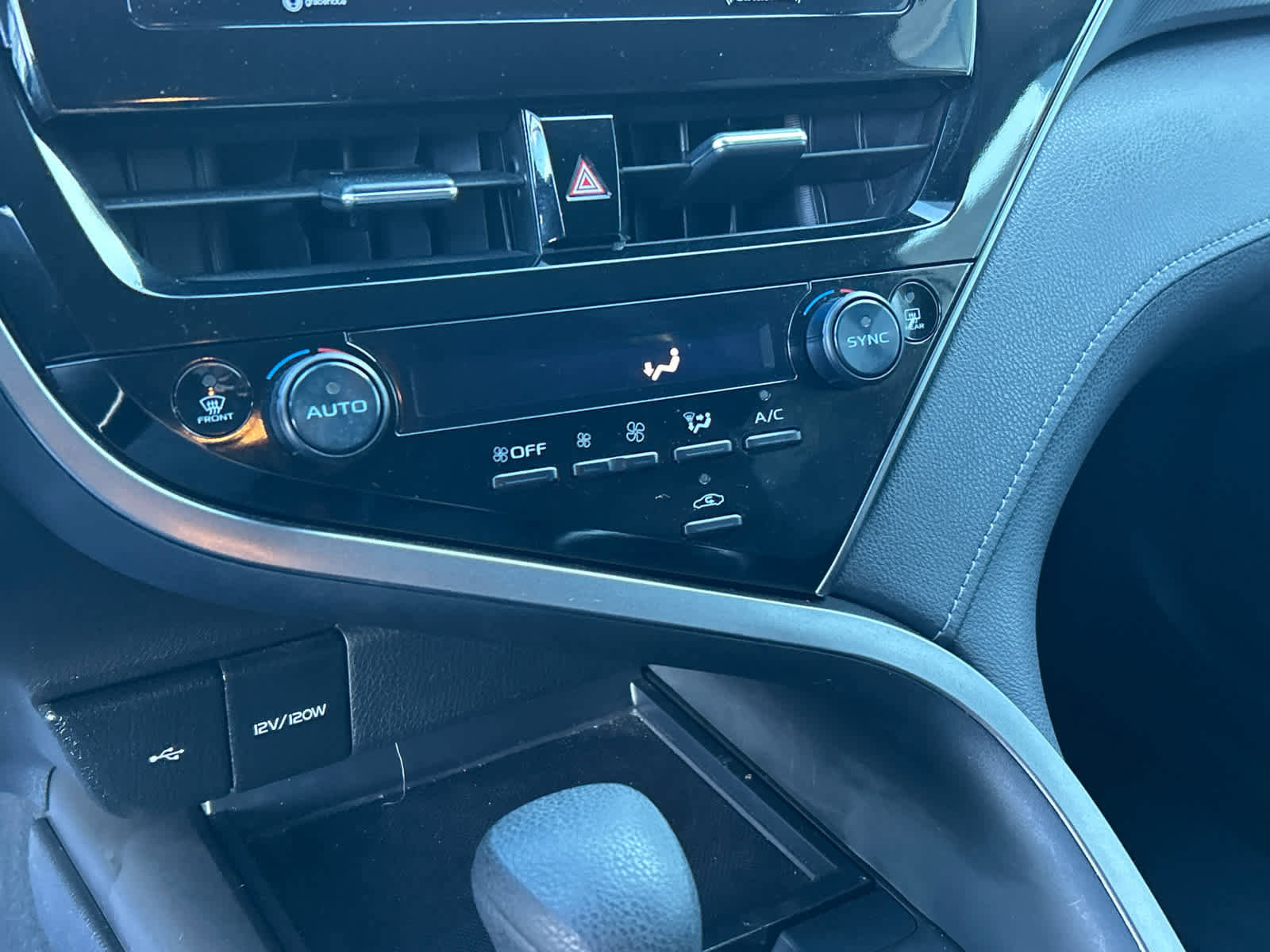 Used 2023 Toyota Camry LE image 35