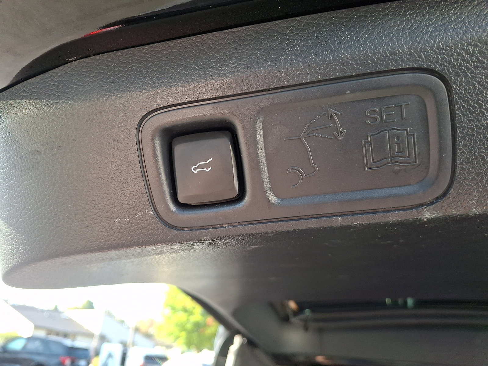 Certified 2024 Ford Expedition Limited AWD/4WD image 32