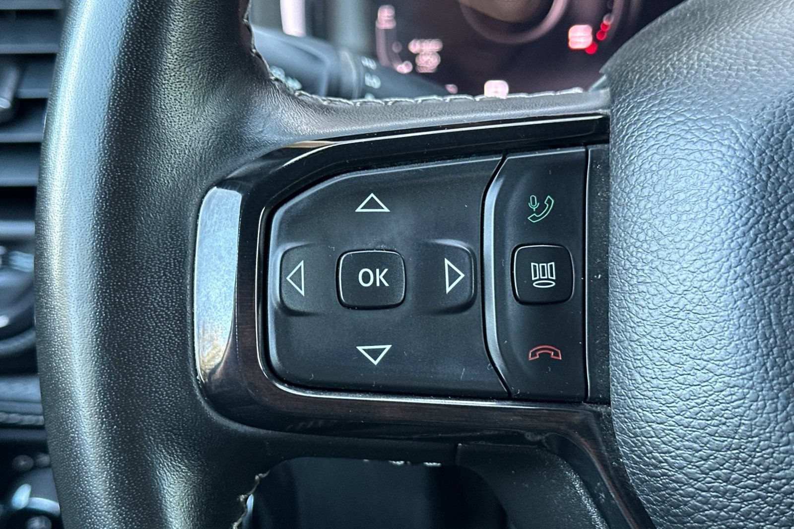 Used 2023 RAM 1500 Limited AWD/4WD image 35
