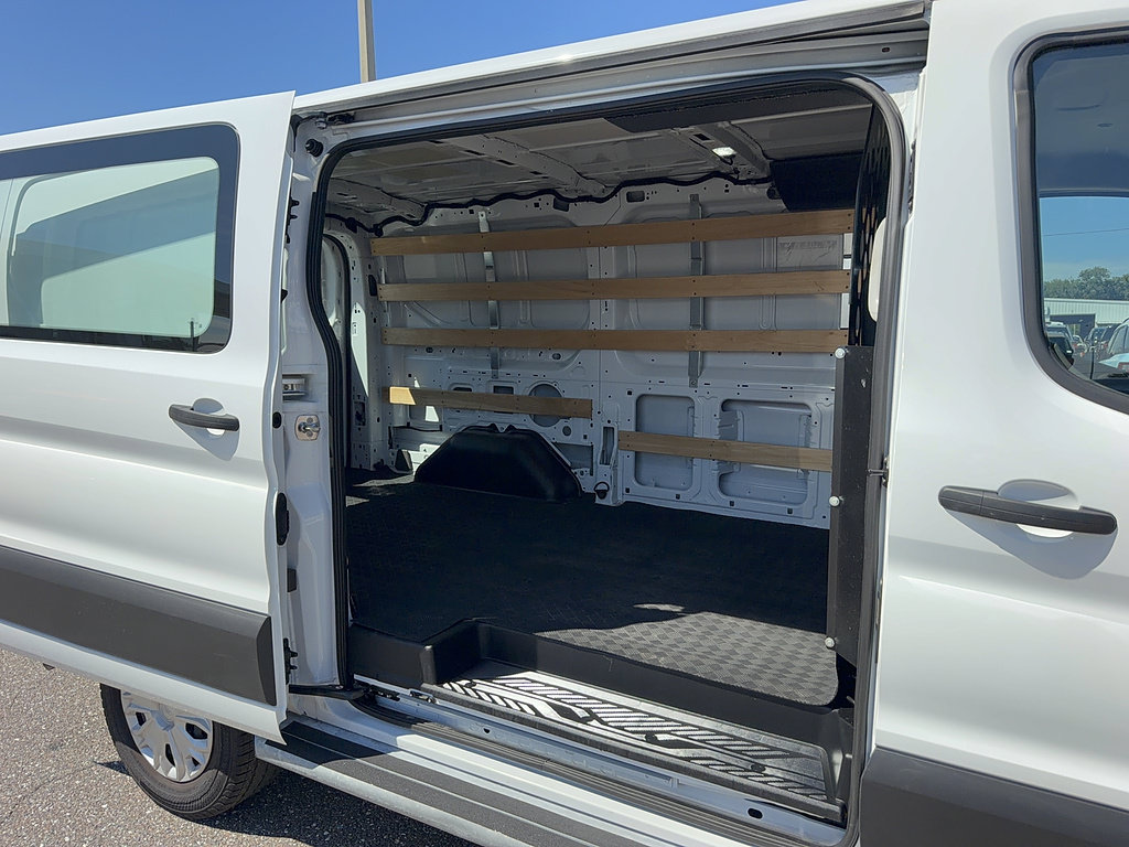 Certified 2025 Ford Transit 250 Low Roof w/ Exterior Upgrade Package RWD image 7